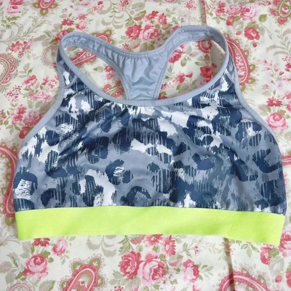 Grey Camo Sports Bra Size S - Picture 1 of 4